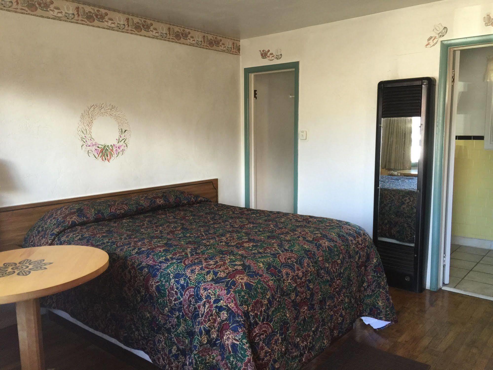 Circle R Motel Salida Eksteriør billede